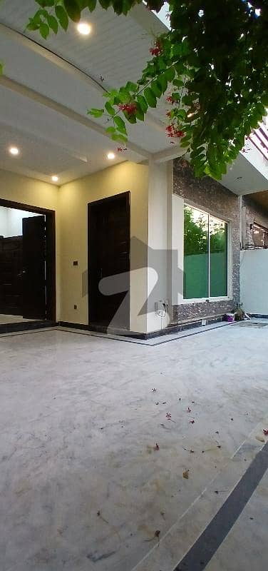 F11 Renovated House Available For Rent F11 Renovated House Available For Rent