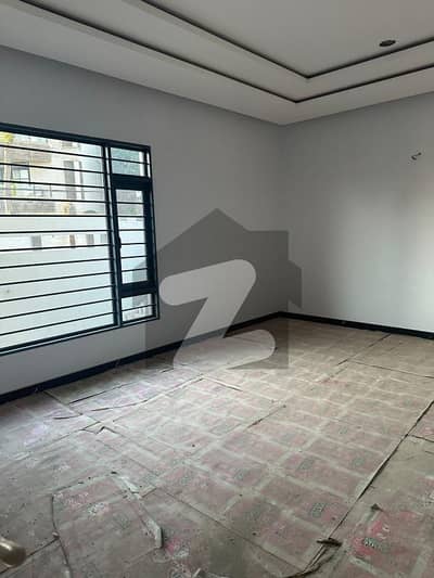 600 Sq Yards G+1 NEAR Furniture MARKET FOR COMMERCIAL USE