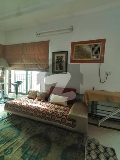 DHA 1 Kanal Fully Furnished Ideal Upper Portion Lower Locked For Rent In Phase 1