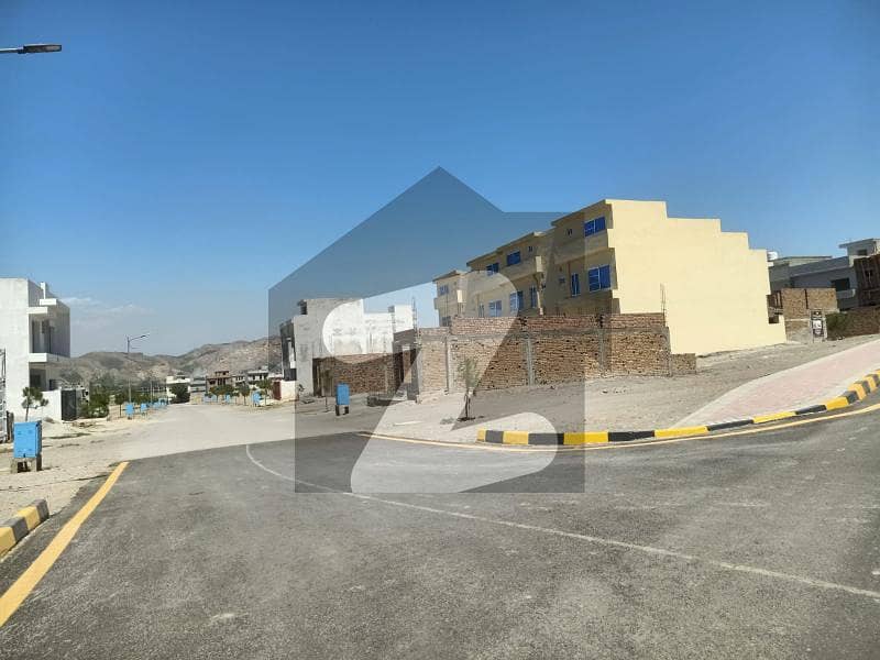 B-17 plot 50x90 available for sale