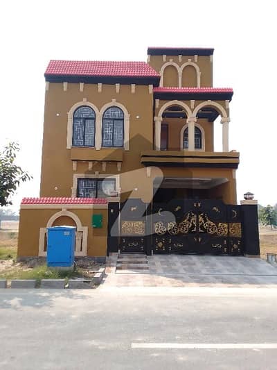 بحریہ نشیمن ۔ آئرس بحریہ نشیمن,لاہور میں 3 کمروں کا 5 مرلہ مکان 1.45 کروڑ میں برائے فروخت۔