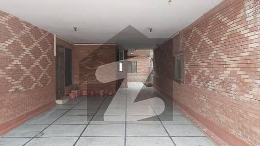 گلبرگ