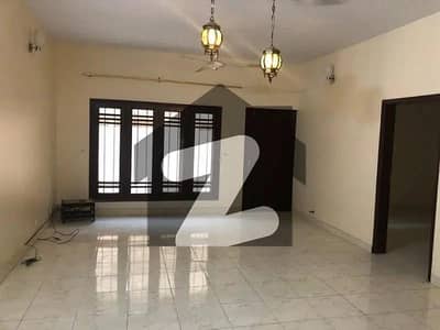 Triple Storey 400 Square Yards House Available In Gulshan-E-Iqbal - Block 5 For Sale Triple Storey 400 Square Yards House Available In Gulshan-E-Iqbal - Block 5 For Sale