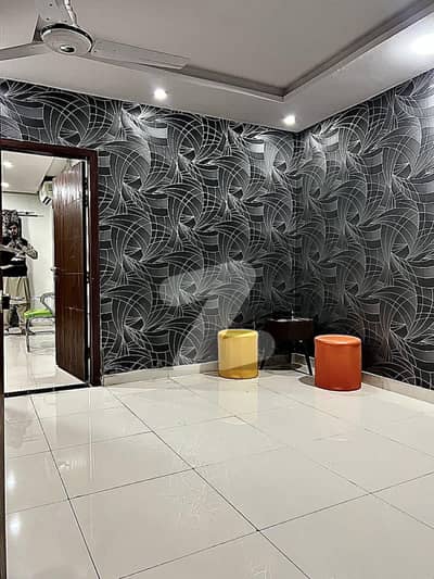 One Bed Launch For Sale