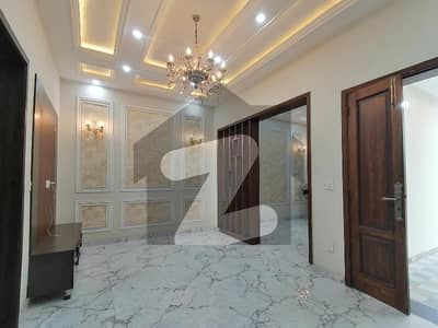 A Well Designed Prime Location House Is Up For sale In An Ideal Location In Lahore
