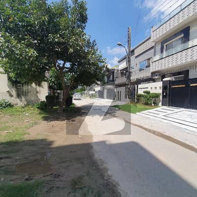 10 MARAL HOUSE FOR SALE