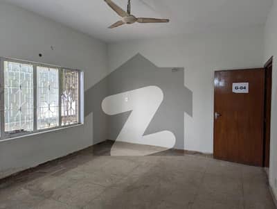 ایف ۔ 7 اسلام آباد میں 9 کمروں کا 1 کنال مکان 5.4 لاکھ میں کرایہ پر دستیاب ہے۔