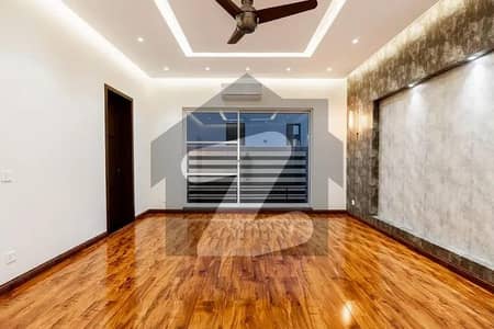 1 kanal lower portion available for rent in DHA phase 6