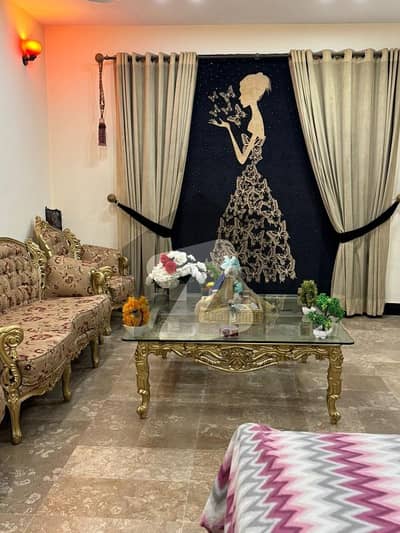 Prime Location 10 Marla House In Central New Lahore City - Block A For sale