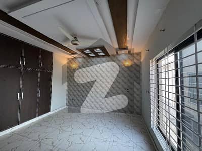 End Your Search For Prime Location House Here And rent Now