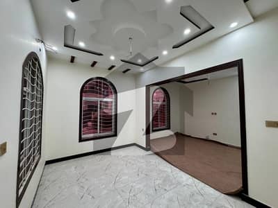 رئیل پام سٹی ایمن آباد موڑ,گوجرانوالہ میں 5 کمروں کا 10 مرلہ مکان 1.0 لاکھ میں کرایہ پر دستیاب ہے۔