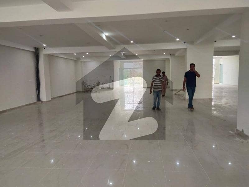 HIGH-RISE Building Available For Rent With All Facilities HIGH-RISE Building Available For Rent With All Facilities