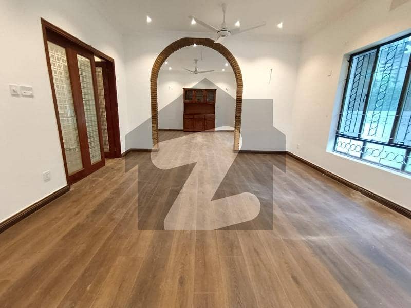E-7 Compact House Available For Rent. E-7 Compact House Available For Rent.