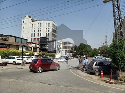 جیل روڈ لاہور میں 18 مرلہ عمارت 21.0 کروڑ میں برائے فروخت۔