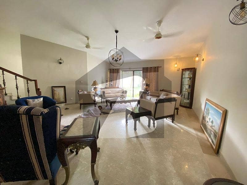 Offering A Spacious House With Beautiful Garden Available For Rent.