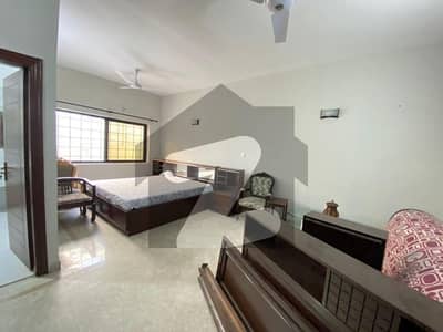 ایف ۔ 6 اسلام آباد میں 4 کمروں کا 2 کنال مکان 11.0 لاکھ میں کرایہ پر دستیاب ہے۔