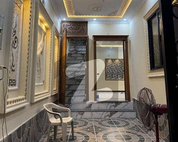 رسول پارک لاہور میں 4 کمروں کا 3 مرلہ مکان 1.99 کروڑ میں برائے فروخت۔
