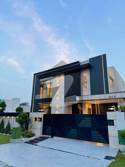 Phase 7 | 5-Bedroom House for Sale | Servant Quarters on First Floor