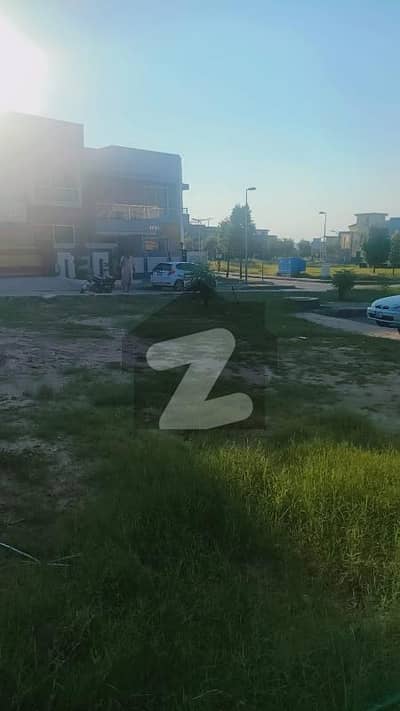 2.50 Marla Commercial Plot For Sale F1