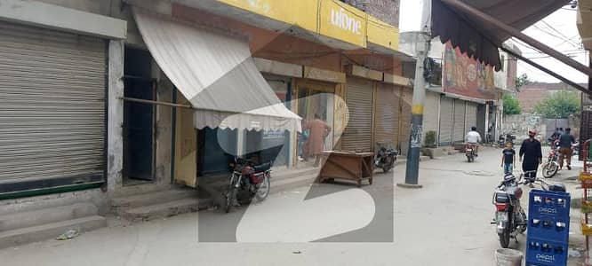 رتا روڈ گوجرانوالہ میں 3 مرلہ دکان 1.2 کروڑ میں برائے فروخت۔