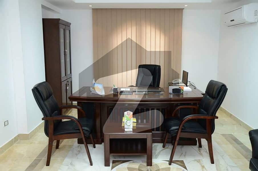 Beautiful office available for rent kohinoor