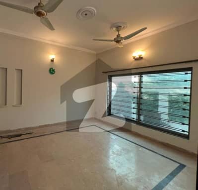 8 Marla House In G-13 Of G-13 Is Available For rent