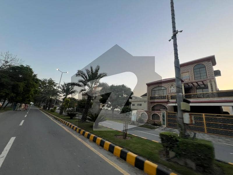 Pearl Block Plot 10 Marla For Sale