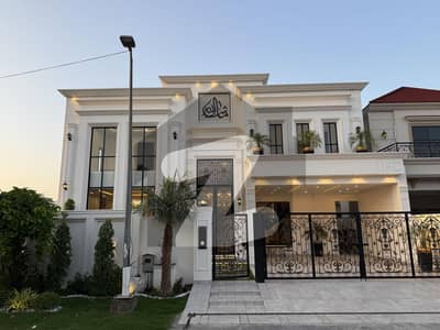 1 Kanal Classical Design Brand New House Available For Sale