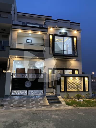 Central Park 5 Marla modern design house for sale