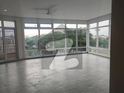 Highly-Desirable   10th Floor Flat Available In Defence Raya For Rent