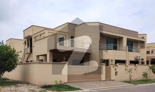 عسکری 3 ڈی ایچ اے ڈیفینس,ملتان میں 4 کمروں کا 10 مرلہ مکان 2.9 کروڑ میں برائے فروخت۔