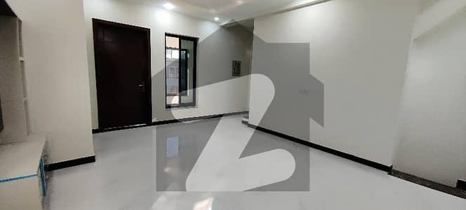 F-17 MPCHS HOUSE FOR RENT ALL FACILITIES AVAILABLE