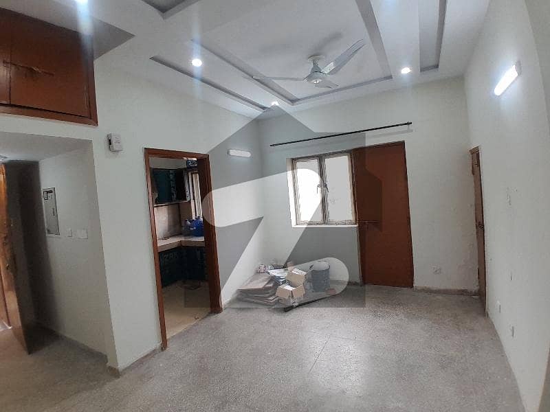 Ideally Located Flat For Rent In G-11 Available Ideally Located Flat For Rent In G-11 Available