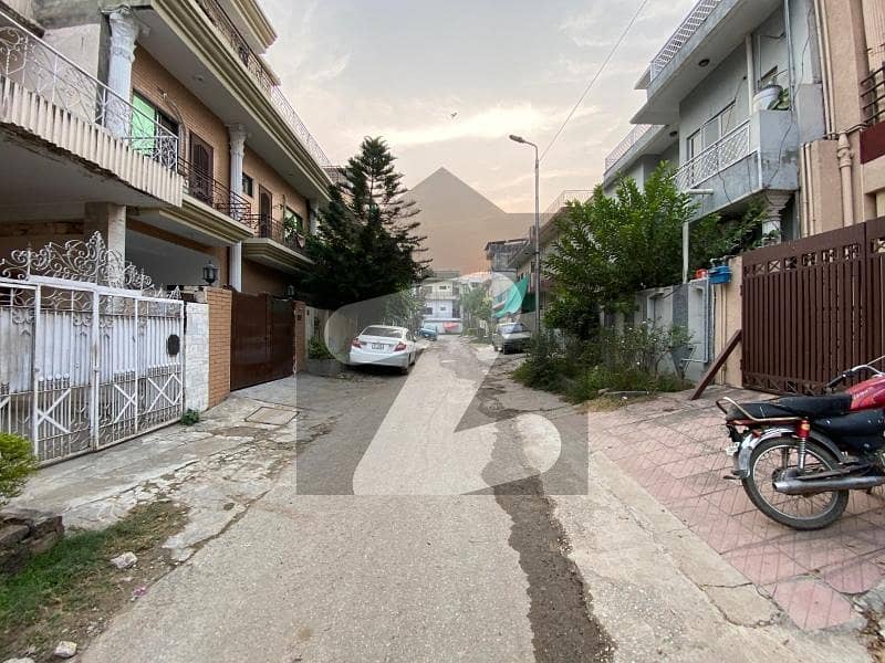 Old Dynamic house for Sale