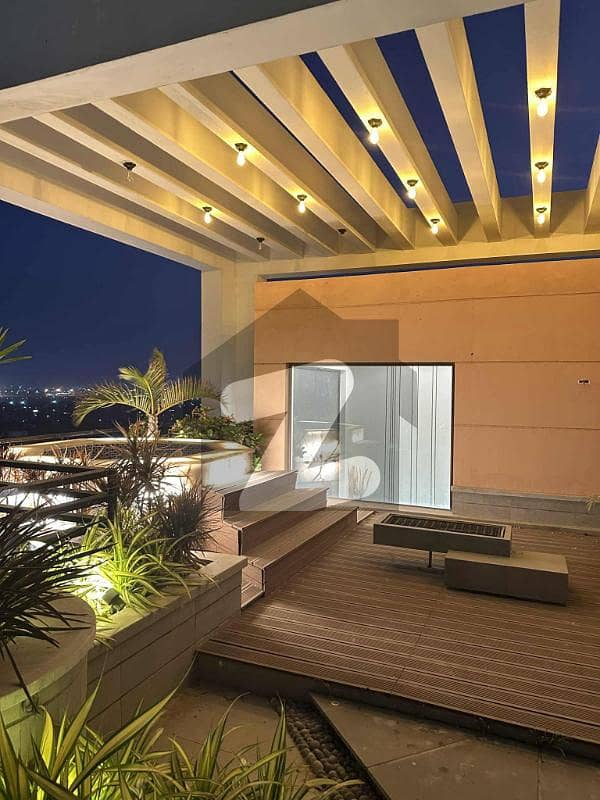 Luxurious 4 Bed DD Penthouse Available For Sell Luxurious 4 Bed DD Penthouse Available For Sell