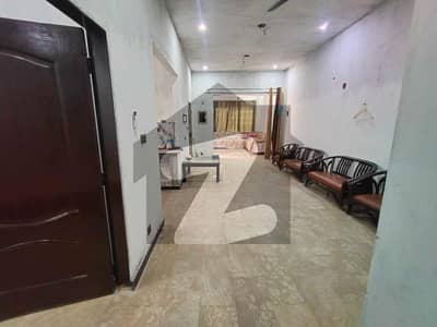ہائی کورٹ سوسائٹی فیز 2 ہائی کورٹ سوسائٹی,لاہور میں 2 کمروں کا 8 مرلہ زیریں پورشن 32.0 ہزار میں کرایہ پر دستیاب ہے۔