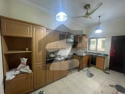 10 Marla 4 Bedrooms House Is Available For Sale In Askari 10 Sector D Lahore