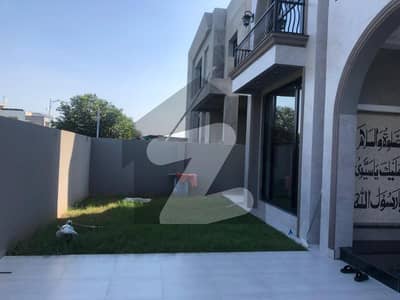 ڈی ایچ اے فیز 7 ڈیفنس (ڈی ایچ اے),لاہور میں 5 کمروں کا 1 کنال مکان 3.75 لاکھ میں کرایہ پر دستیاب ہے۔