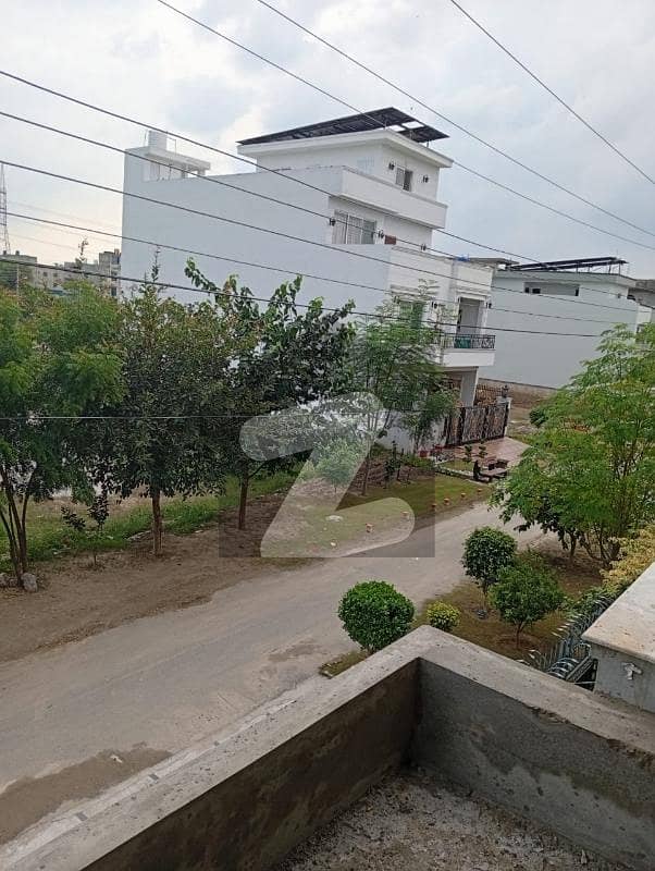 Structure House For Sale In Lda Avenue 1