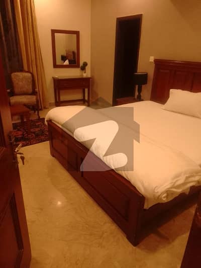 Furnished Apartment Male Female For Executive