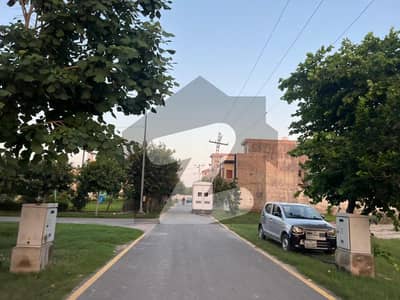 پارک ویو سٹی لاہور میں 5 مرلہ رہائشی پلاٹ 64.0 لاکھ میں برائے فروخت۔