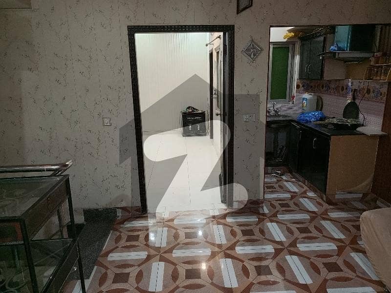 کیولری گراؤنڈ لاہور میں 2 کمروں کا 5 مرلہ بالائی پورشن 37.0 ہزار میں کرایہ پر دستیاب ہے۔