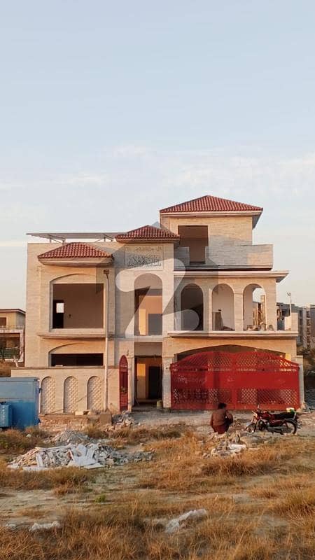 Multigrden B17 block F (14 marlas ) house. Multigrden B17 block F (14 marlas ) house.