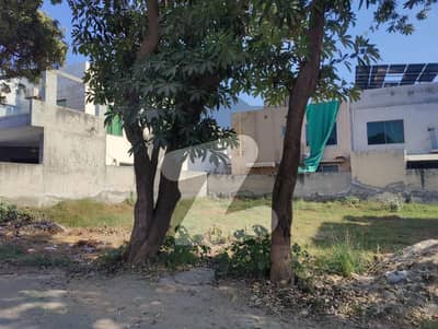 لیک سٹی میڈوز فیز 1 لیک سٹی میڈوز,لاہور میں 1 کنال رہائشی پلاٹ 2.48 کروڑ میں برائے فروخت۔