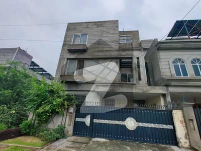 Grey Structure 10 Marla House For sale In LDA Avenue - Block G Lahore