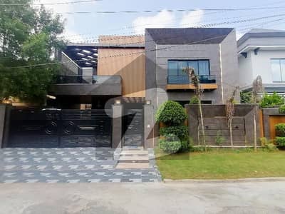 Beautifully Constructed Prime Location House Is Available For sale In Valencia - Block E