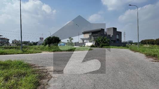 160ft Rd Back 1 Kanal Plot Block V At Investor Rate For Sale In DHA Phase 8.