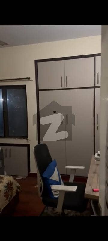 G11/4PHA FLAT FOR SALE 2ND FLOOR GOOD LOCTION