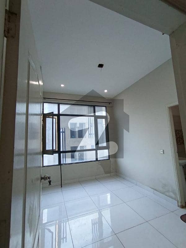 STUDIO FLAT FOR RENT STUDIO FLAT FOR RENT