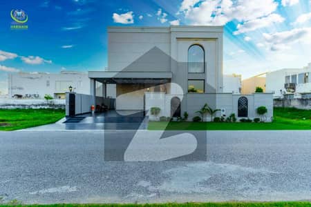Top-Quality 1 Kanal Ultra Modern Designer House Move-in Ready Near raya Fairways and Mosque